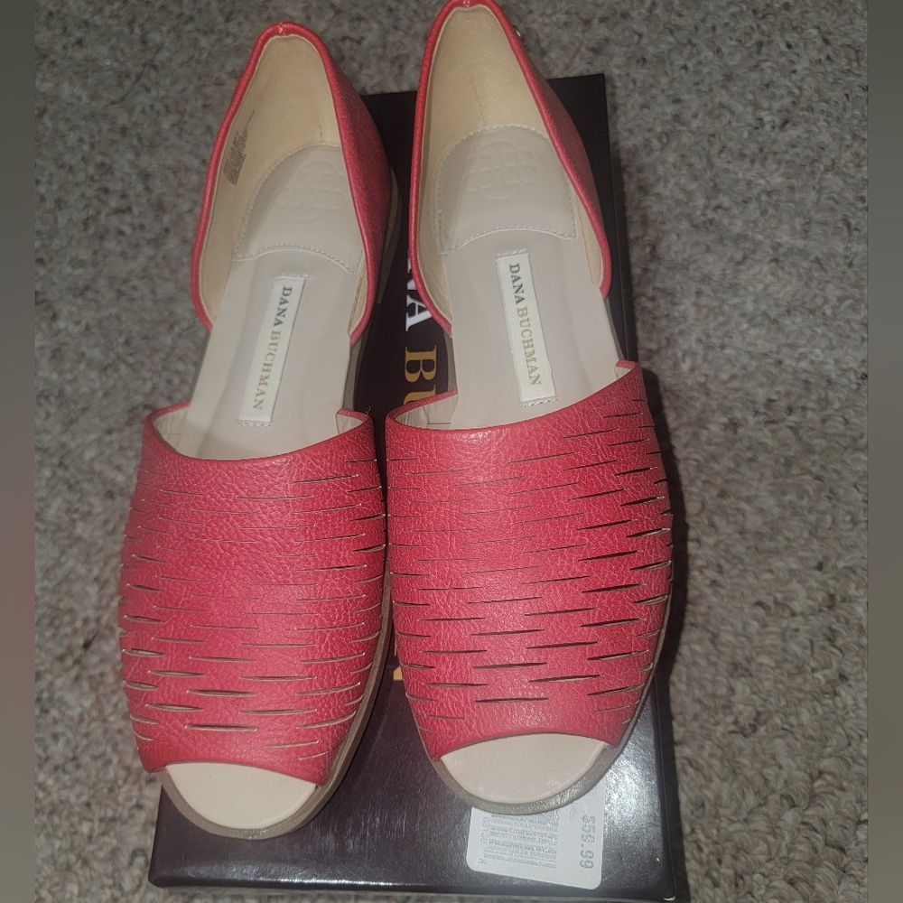 Dana Buchman Women Leather Sandals